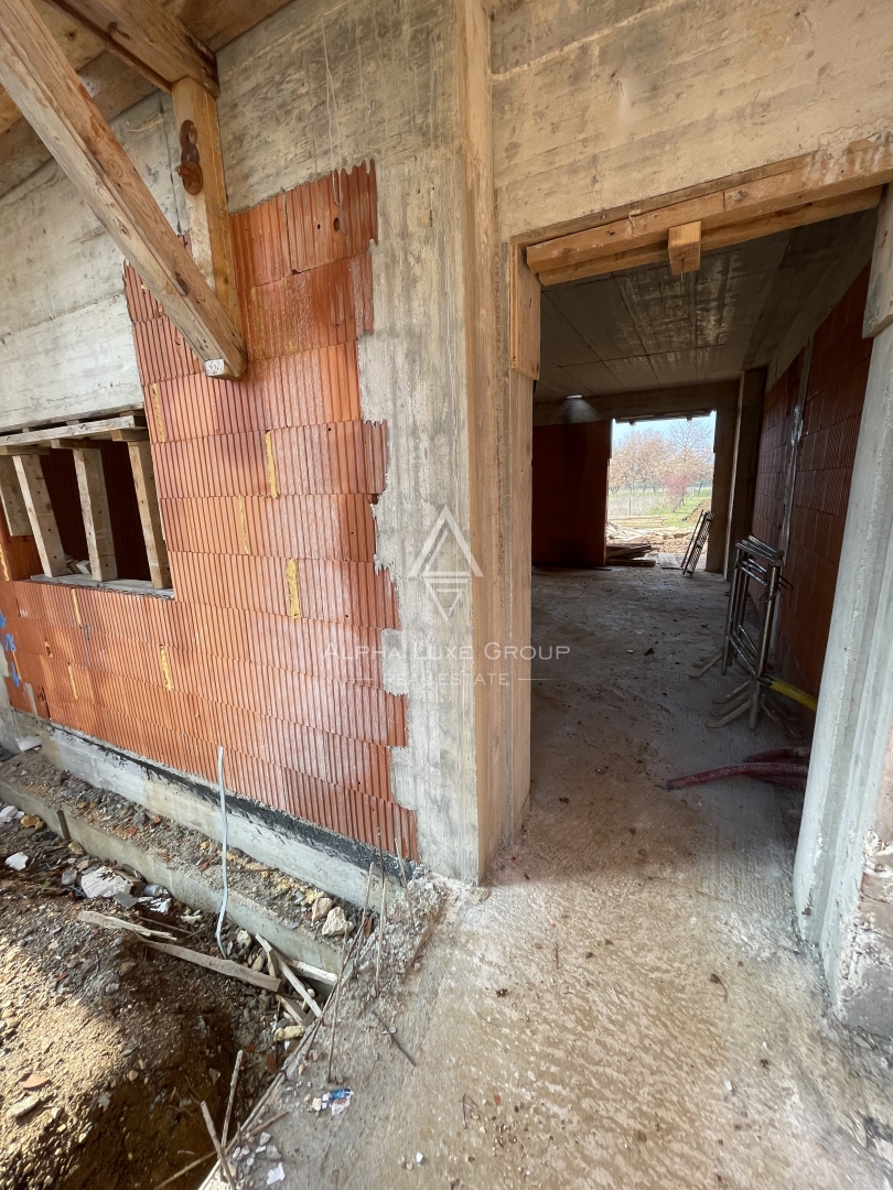 Istra, Poreč – moderen apartma z zasebnim dvoriščem