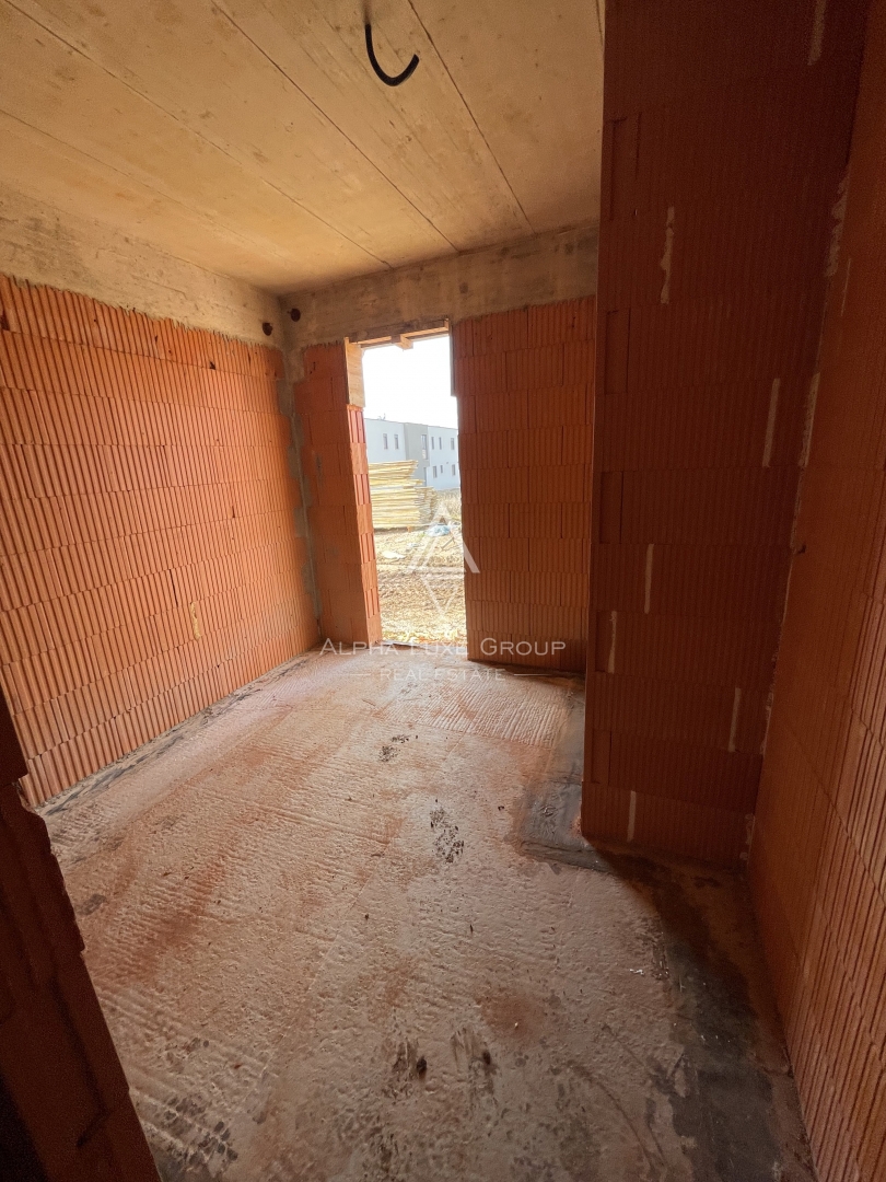 Istra, Poreč – moderen apartma z zasebnim dvoriščem