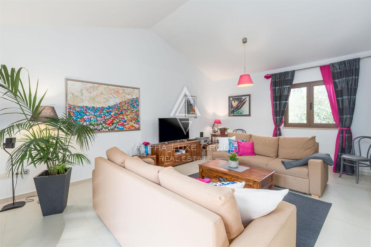 Istra, Poreč: Udobna počitniška hiša z bazenom