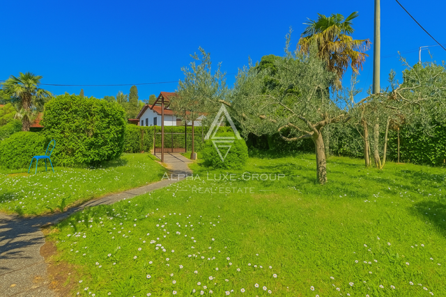 Istra, Umag: Gradbeno zemljišče 80 m od morja