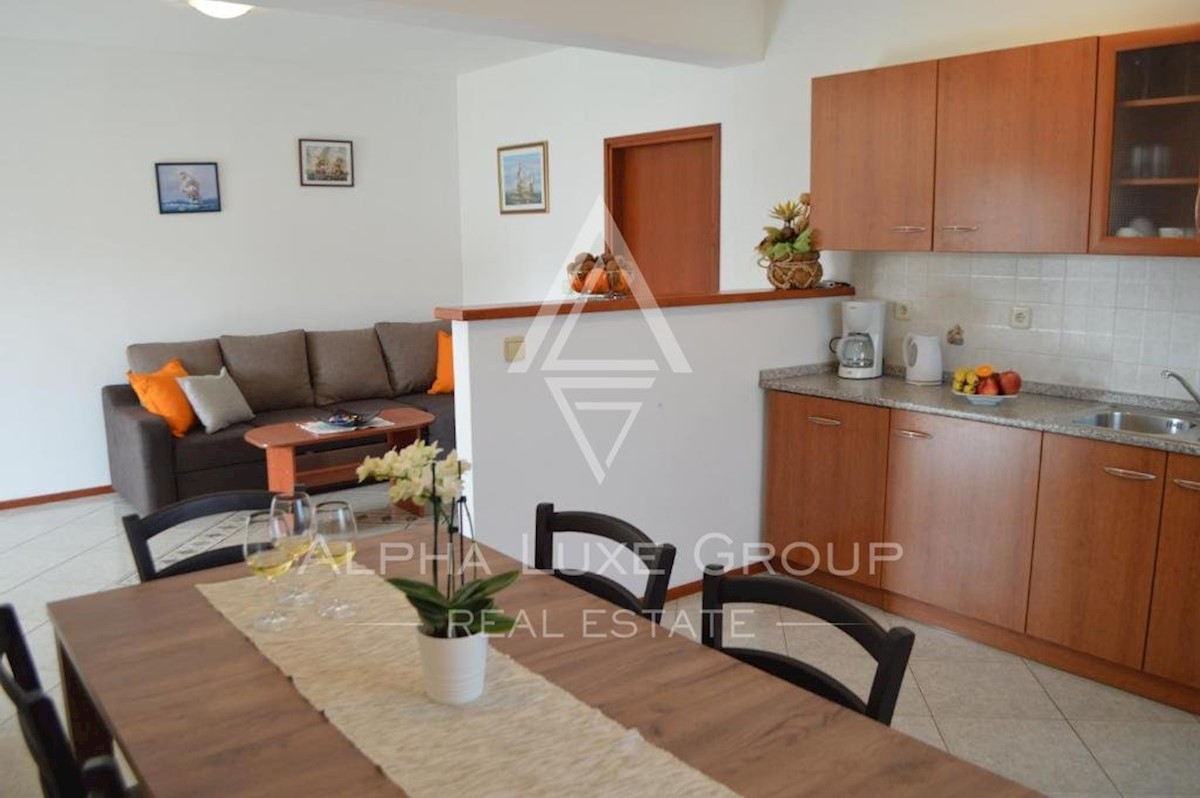 Hiša z dvema apartmajema, Istra, Poreč