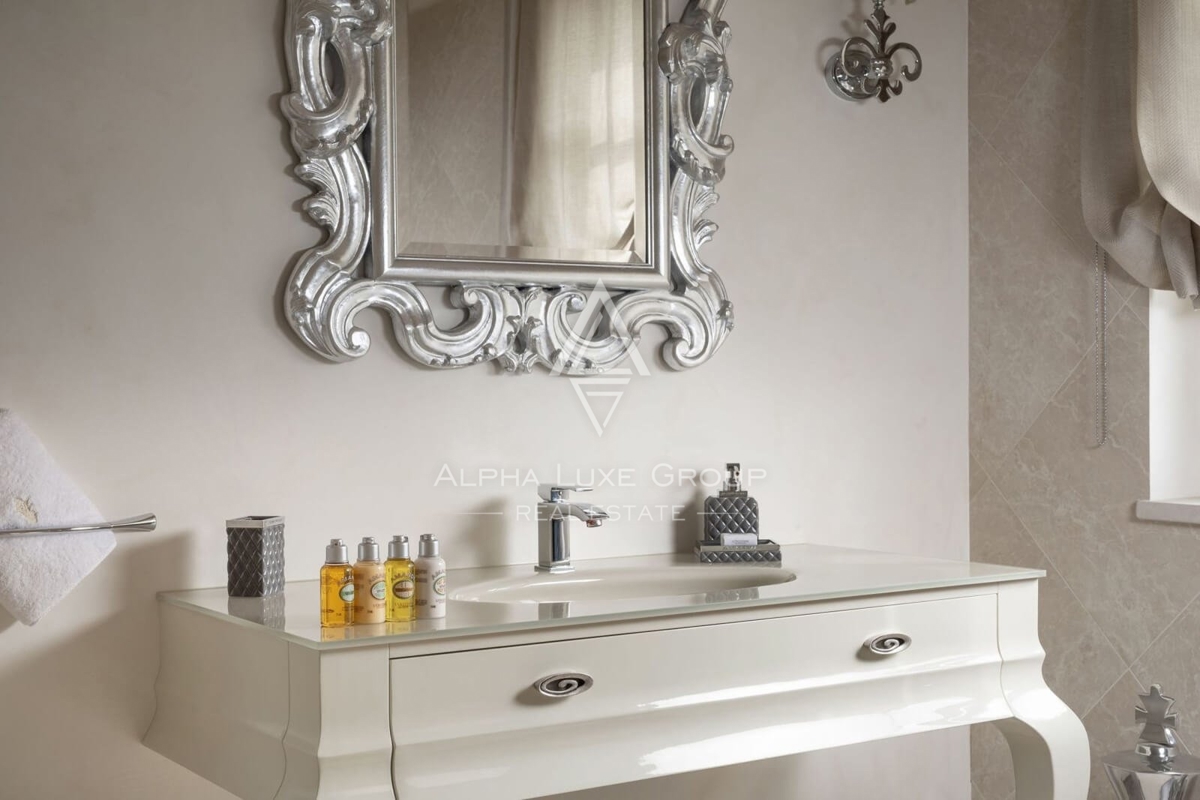 Istra, Elegantna vila z zasebnostjo in brezčasnim šarmom