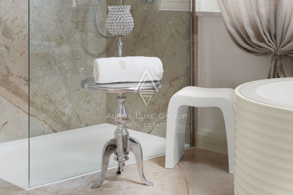 Istra, Elegantna vila z zasebnostjo in brezčasnim šarmom