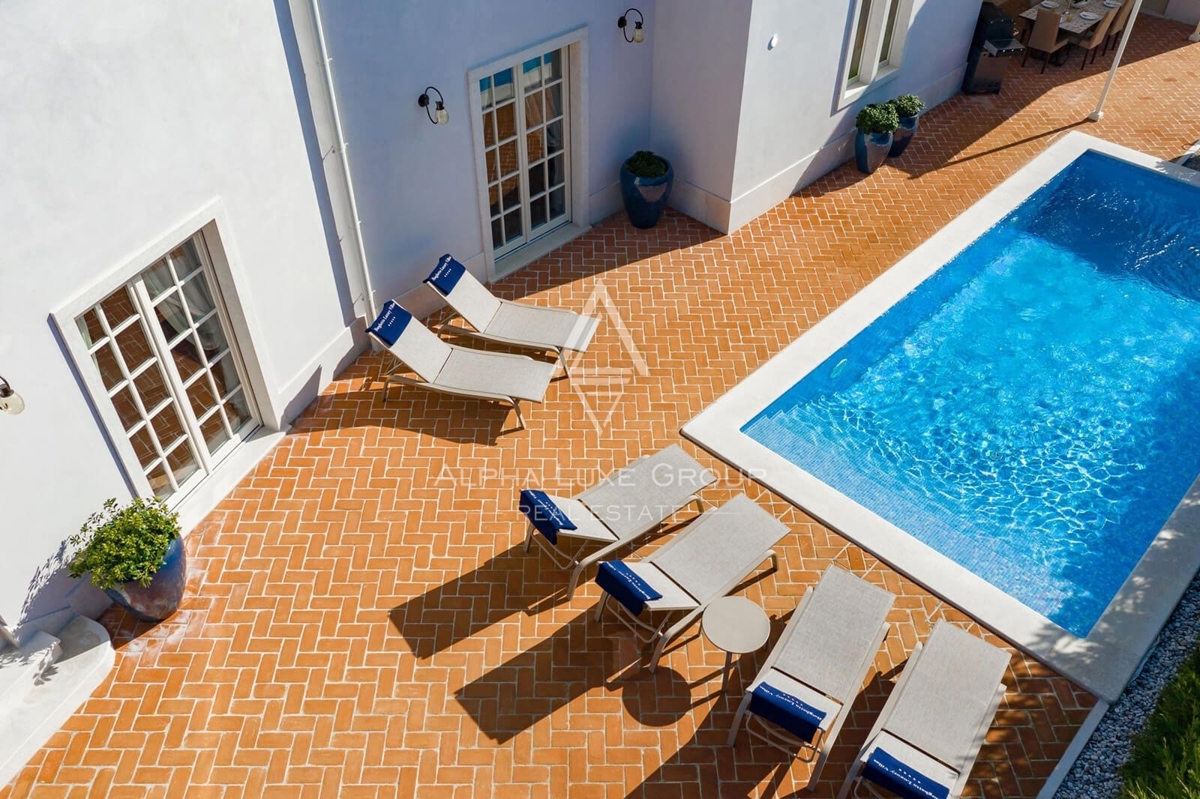 Istra, Elegantna vila z zasebnostjo in brezčasnim šarmom