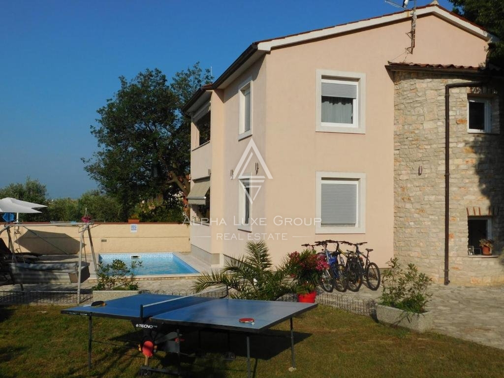 Istra, Pula, Prostorna vila z bazenom blizu zgodovinskega centra