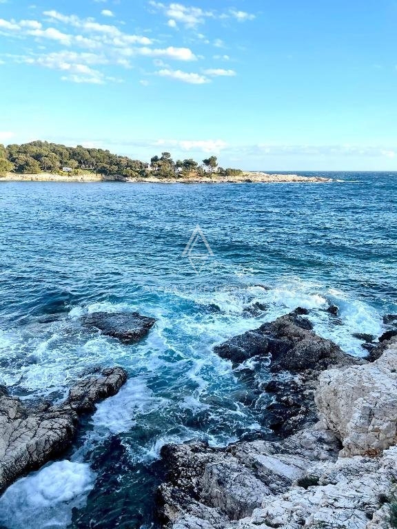 Istra, Fažana: Eleganten dvojni objekt z bazenom na prodaj
