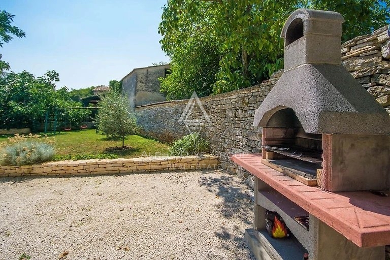 ISTRIJA, ŽMINJ - Izjemna kamnita vila z bazenom