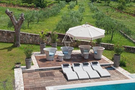 Istra, Rovinj - Mogočna vila z obsežnim zemljiščem