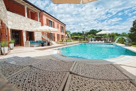 Istra, Rovinj - Mogočna vila z obsežnim zemljiščem