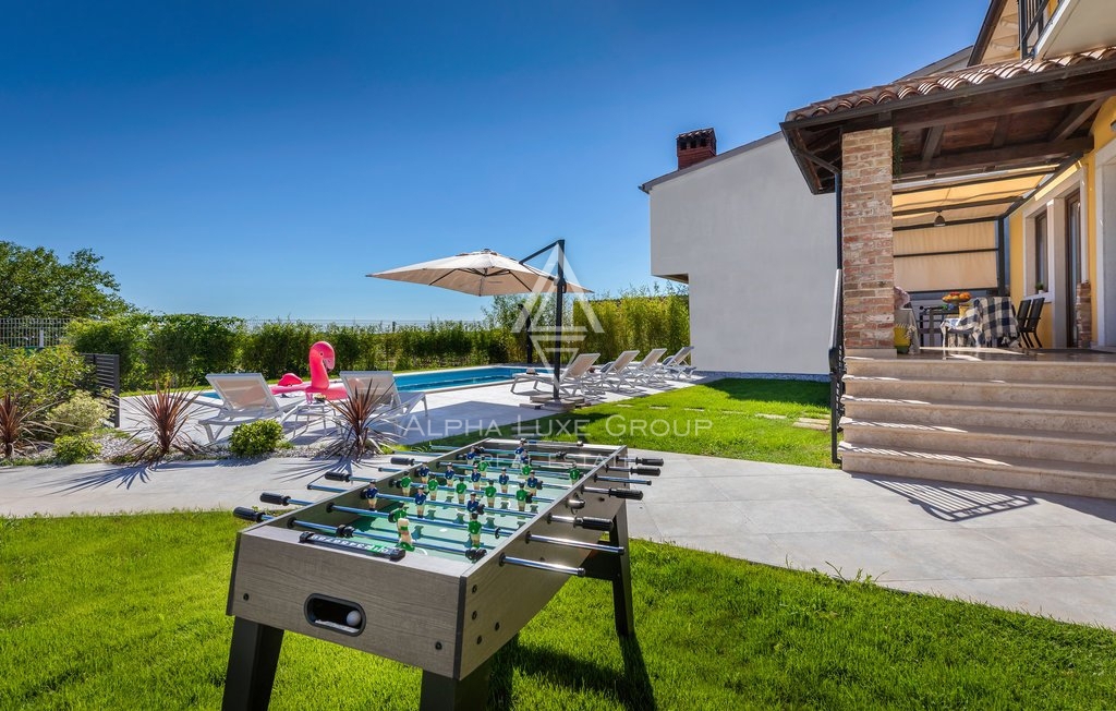 Ližnjan, Istra - Prelepa hiša, ki se nahaja v mirnem okolju