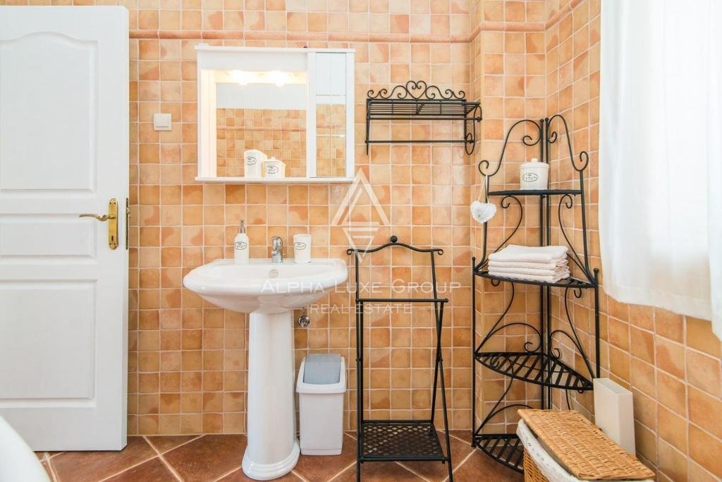 Svetvinčenat, Istra - Elegantna kamnita vila v ekskluzivni skupnosti