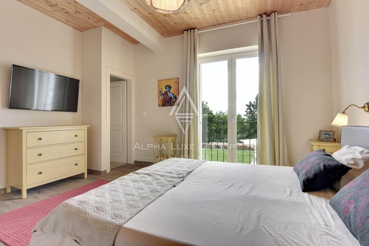 Svetvinčenat, Istra - Prestižna vila s prestižno opremo