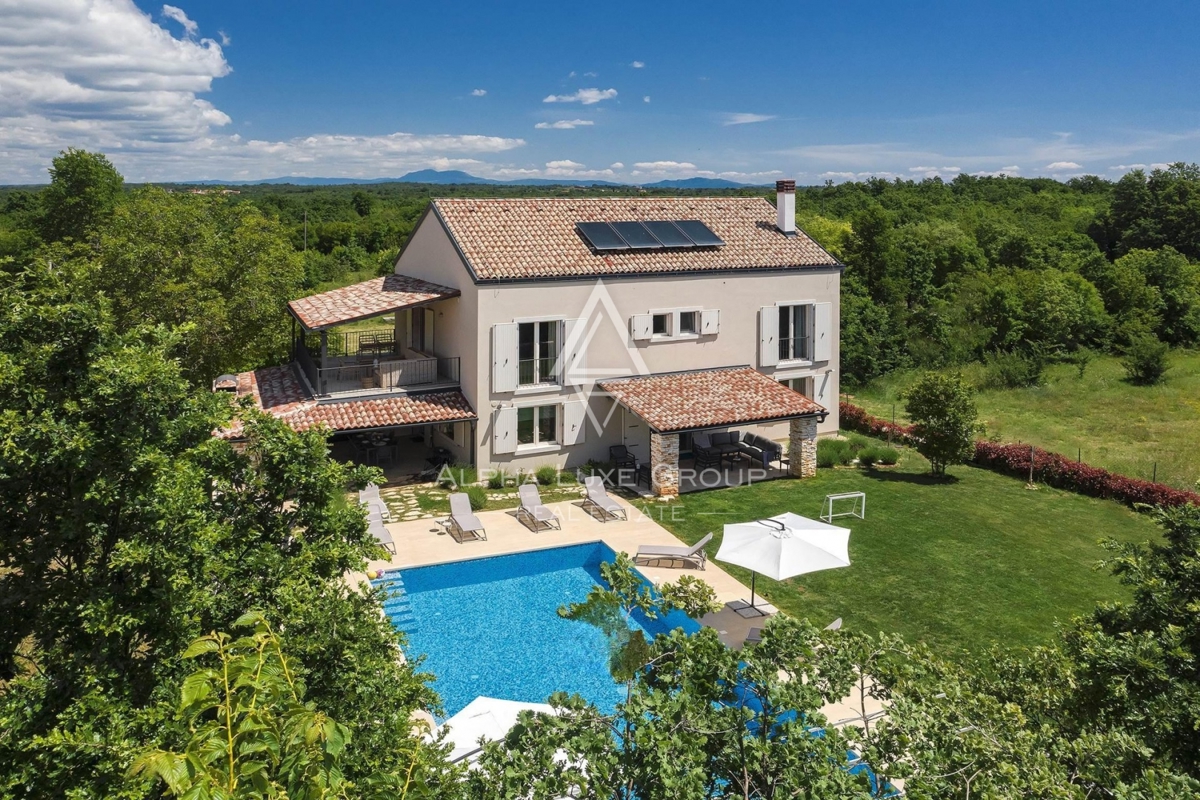Svetvinčenat, Istra - Prestižna vila s prestižno opremo