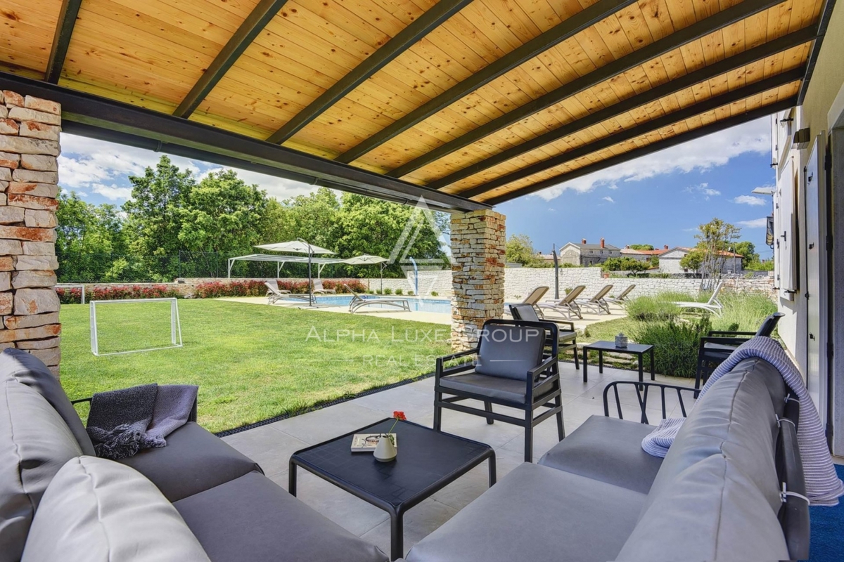Svetvinčenat, Istra - Prestižna vila s prestižno opremo