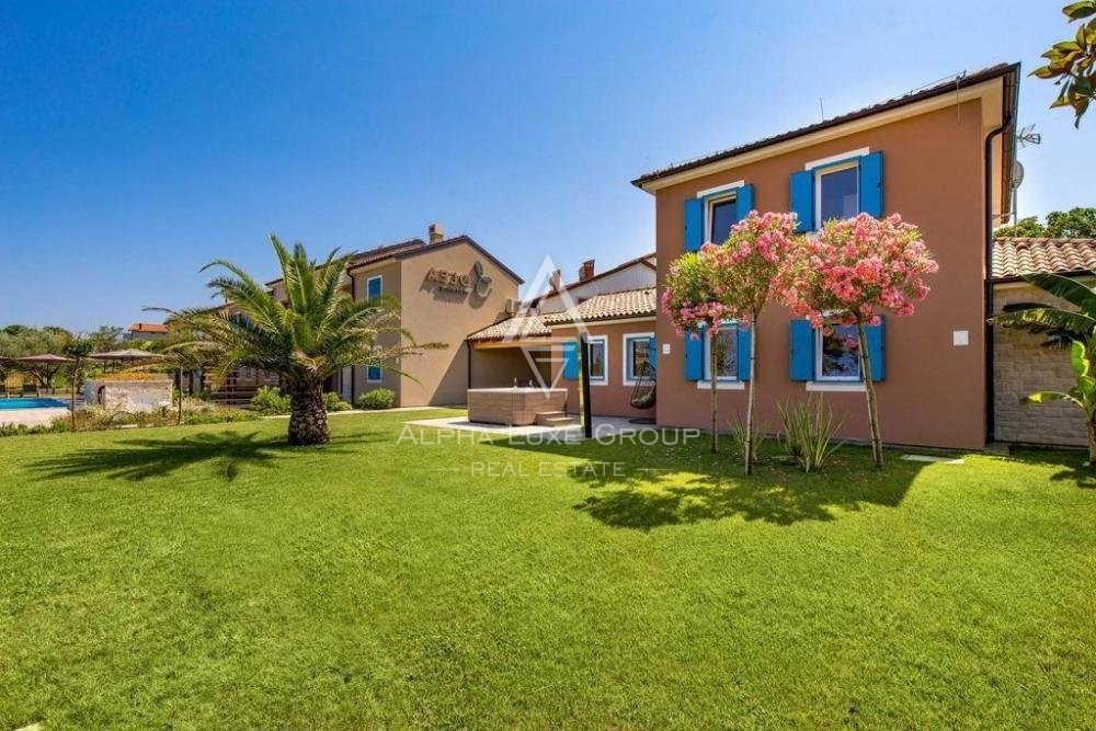 Fantastična vila z apartmaji z bazenom, Istra, Poreč