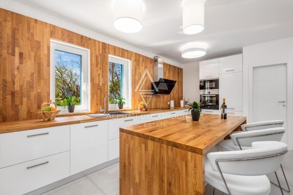 Fantastična vila z apartmaji z bazenom, Istra, Poreč