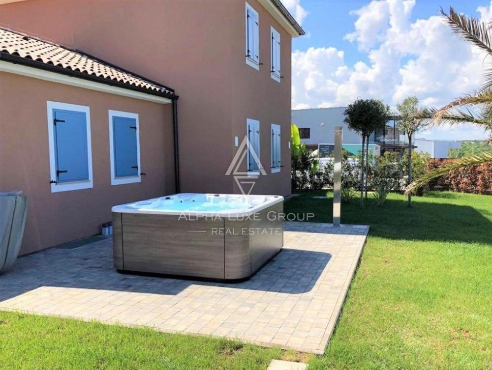 Fantastična vila z apartmaji z bazenom, Istra, Poreč