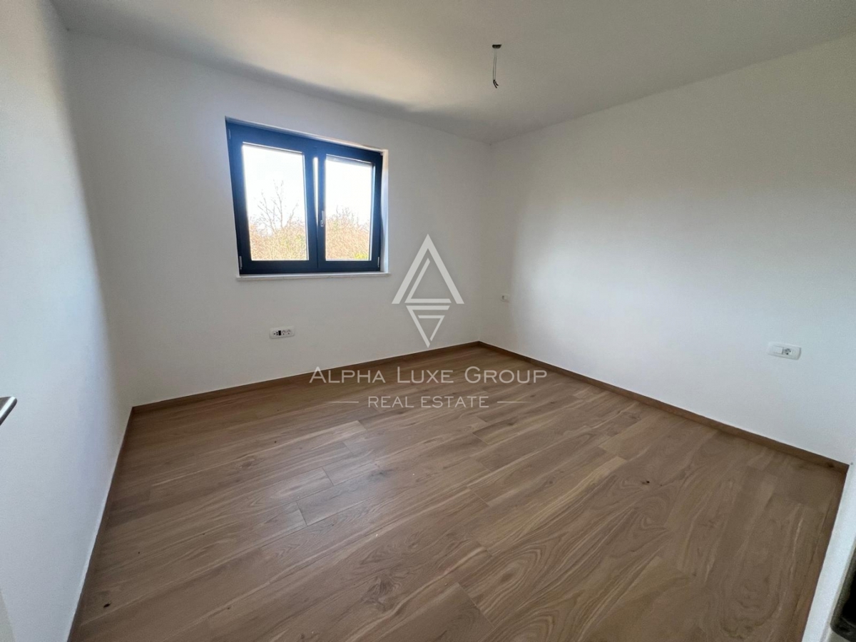 Poreč, Istra: Prostoren penthouse z dvema stanovanjema