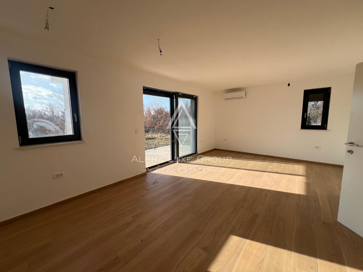 Poreč, Istra: Prostoren penthouse z dvema stanovanjema