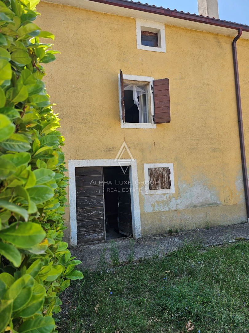 Brtonigla, Istra: Vaška hiša za prenovo