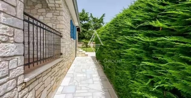 Istra, Poreč: Očarljiva kamnita hiša z bazenom na prodaj