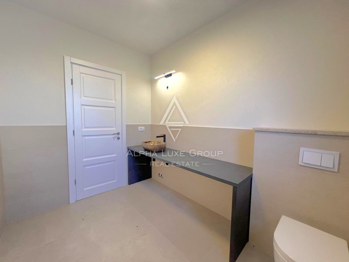 Poreč, Istra: Luksuzna moderna vila v naravi