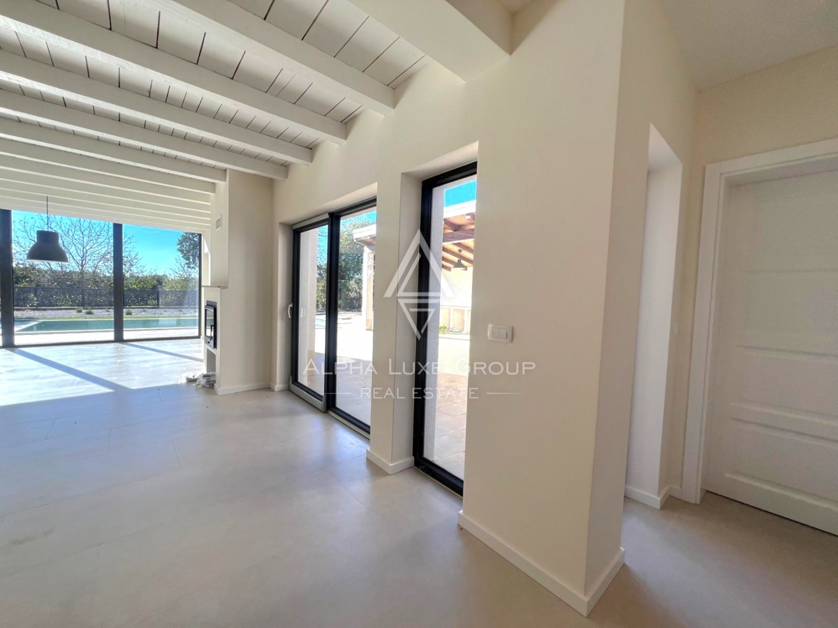 Poreč, Istra: Luksuzna moderna vila v naravi