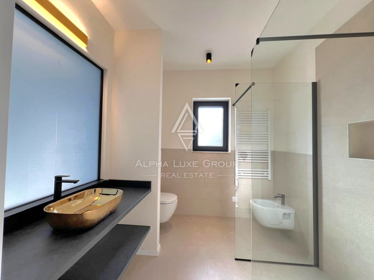 Poreč, Istra: Luksuzna moderna vila v naravi