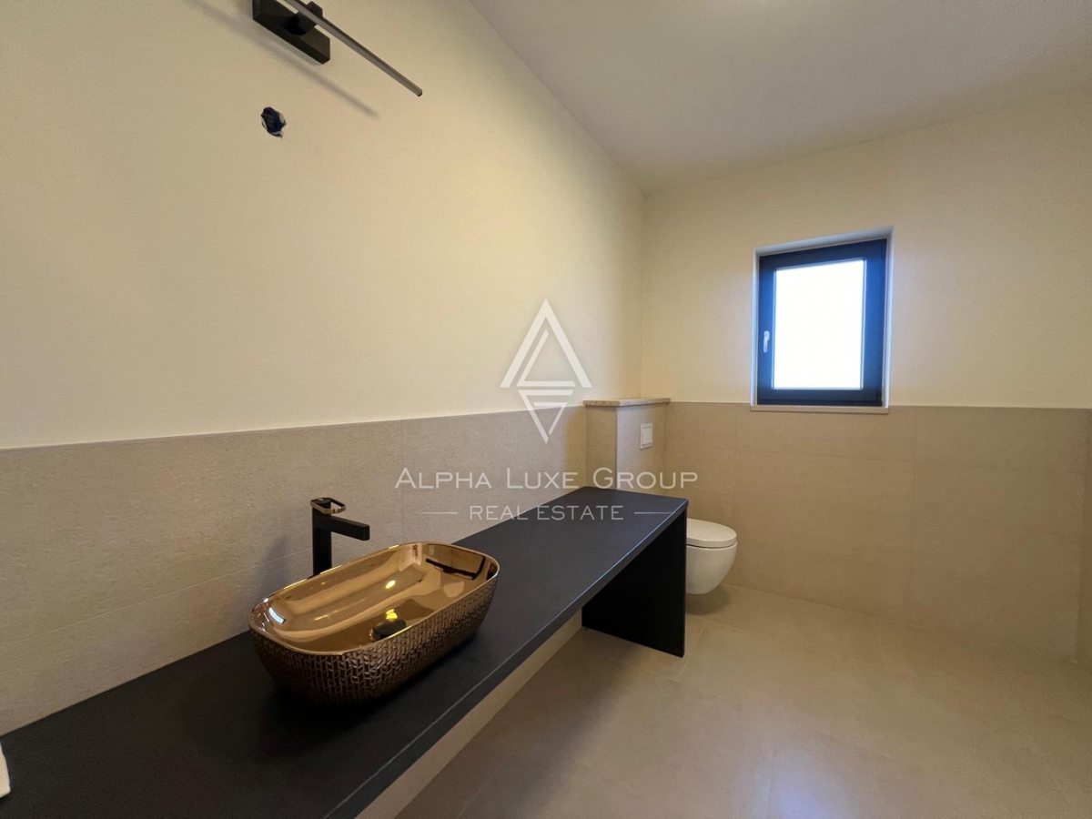 Poreč, Istra: Luksuzna moderna vila v naravi