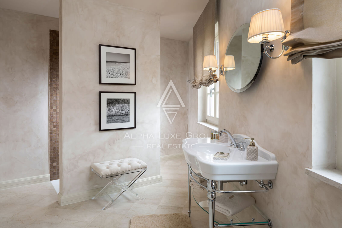 Vabriga, Istra: Elegantna vila z bazenom in vrtom