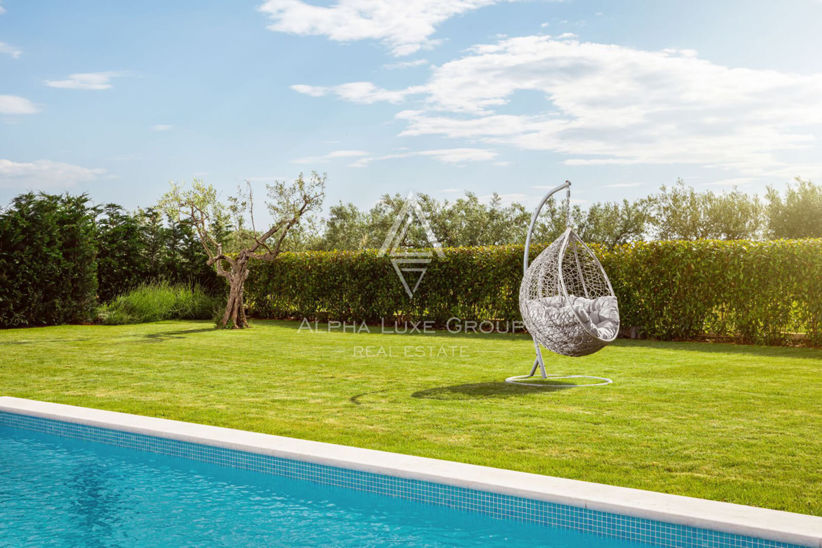 Vabriga, Istra: Elegantna vila z bazenom in vrtom