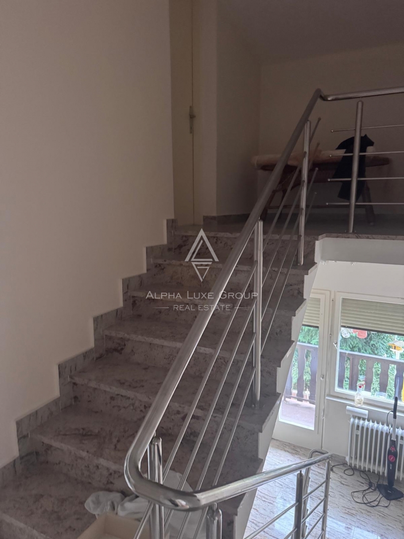 Hiša Zagreb, centar, Zagreb - Okolica, 280m2