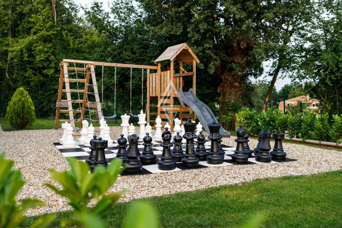 Istra, Labin: Luksuzna vila z ogrevanim bazenom