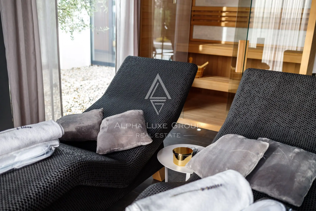 Istra, Labin: Luksuzna vila z ogrevanim bazenom