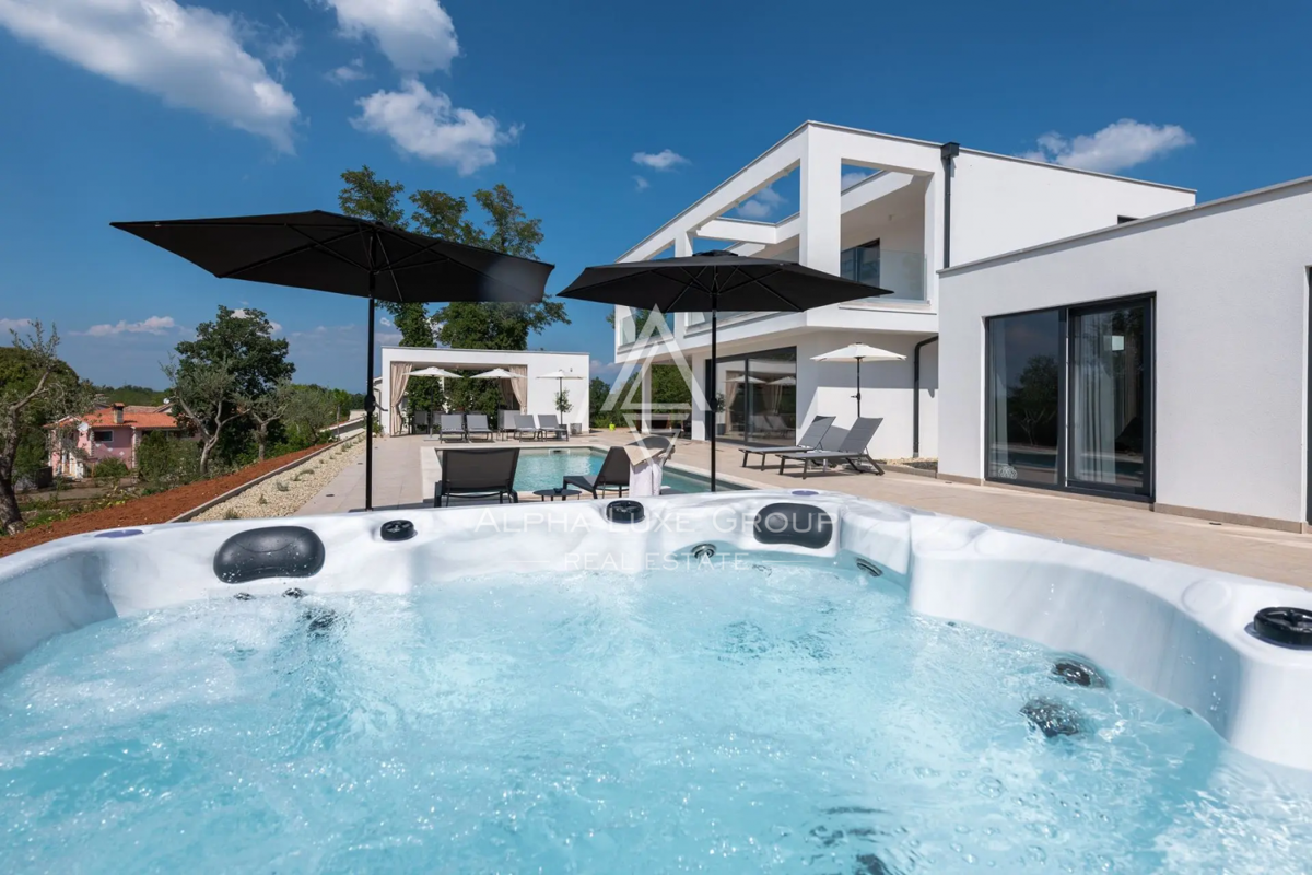 Istra, Labin: Luksuzna vila z ogrevanim bazenom