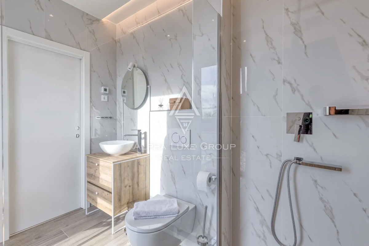 Istra, Labin: Luksuzna vila z ogrevanim bazenom