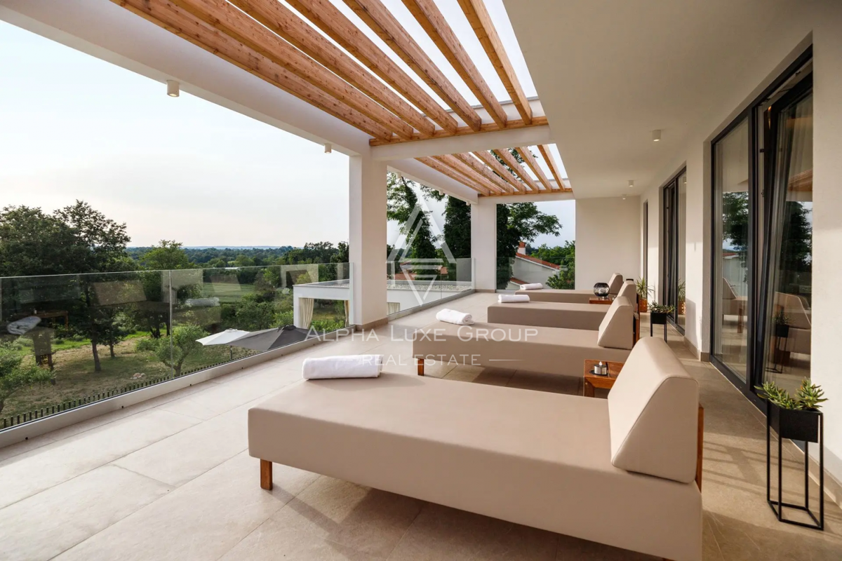 Istra, Labin: Luksuzna vila z ogrevanim bazenom