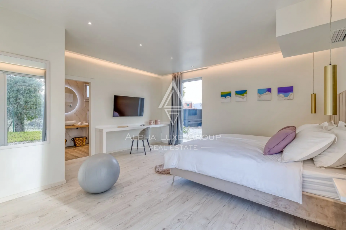 Istra, Labin: Luksuzna vila z ogrevanim bazenom