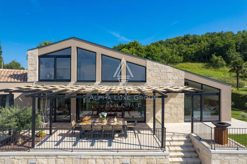 Istra, Motovun: Luksuzna vila z bazenom in pogledom