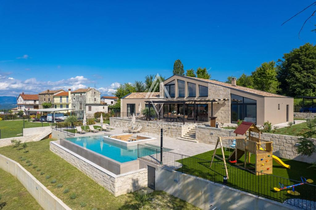 Istra, Motovun: Luksuzna vila z bazenom in pogledom