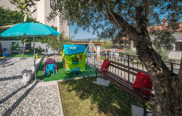 Istra, Buje: Apartmajska hiša z bazenom naprodaj