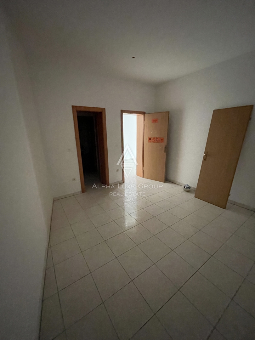 Istra, Novigrad – Poslovni prostor na vidni lokaciji