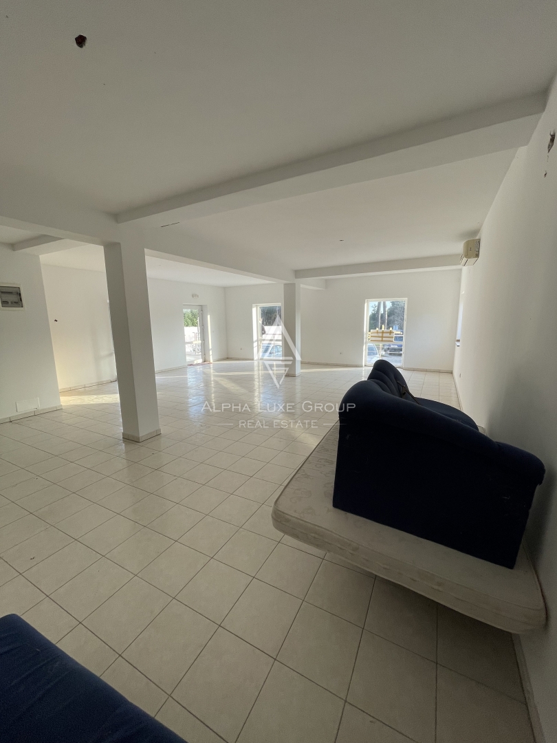 Istra, Novigrad – Poslovni prostor na vidni lokaciji