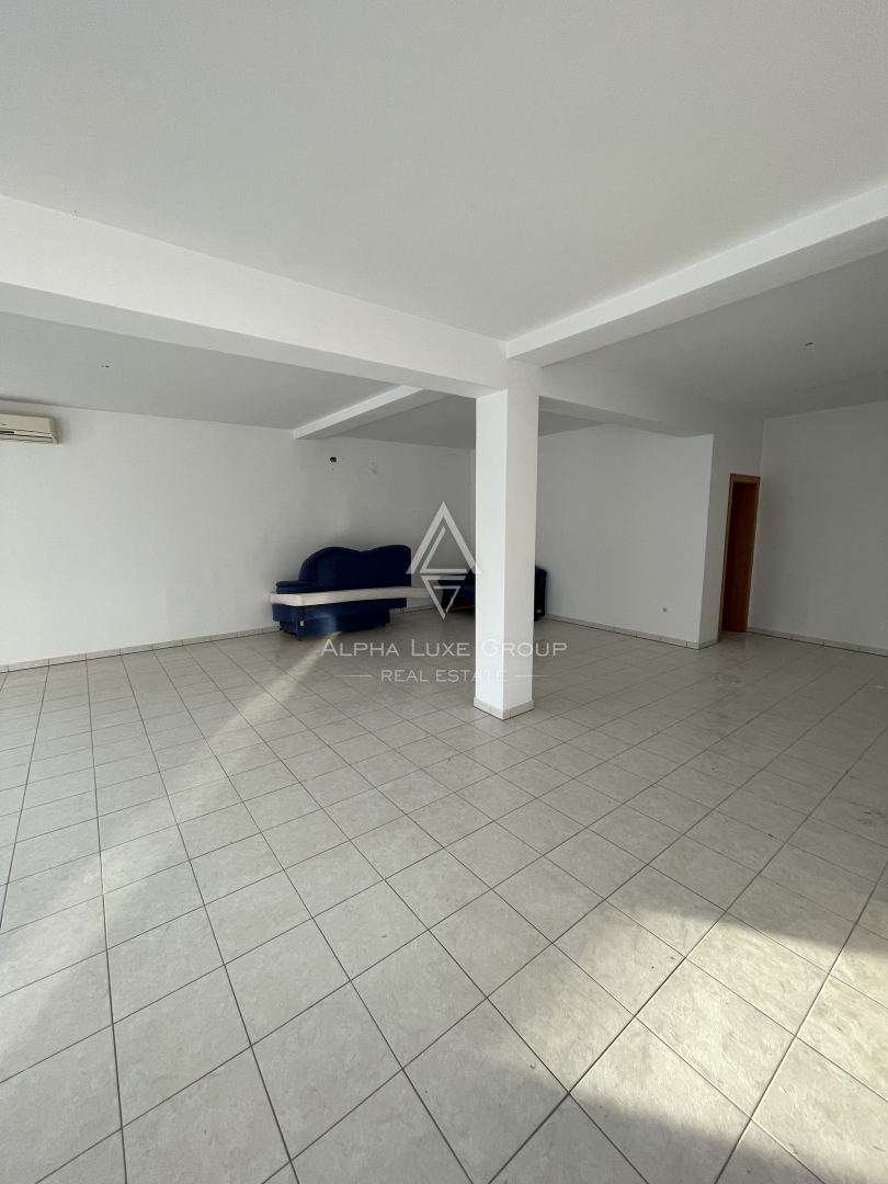 Istra, Novigrad – Poslovni prostor na vidni lokaciji