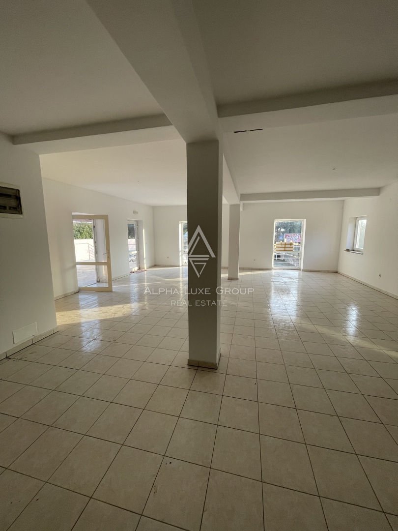 Istra, Novigrad – Poslovni prostor na vidni lokaciji