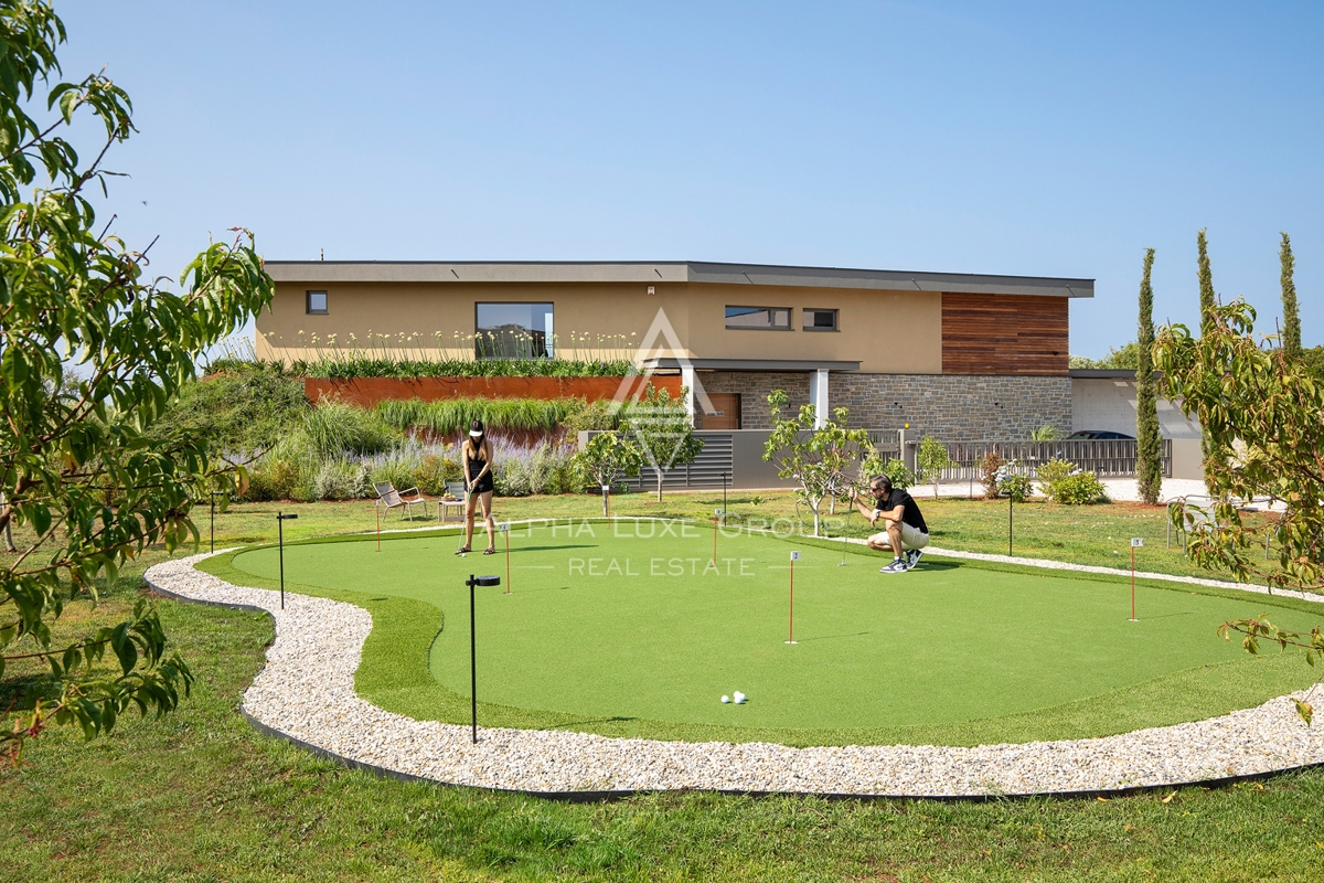 Hiša Centar, Pula, 345m2