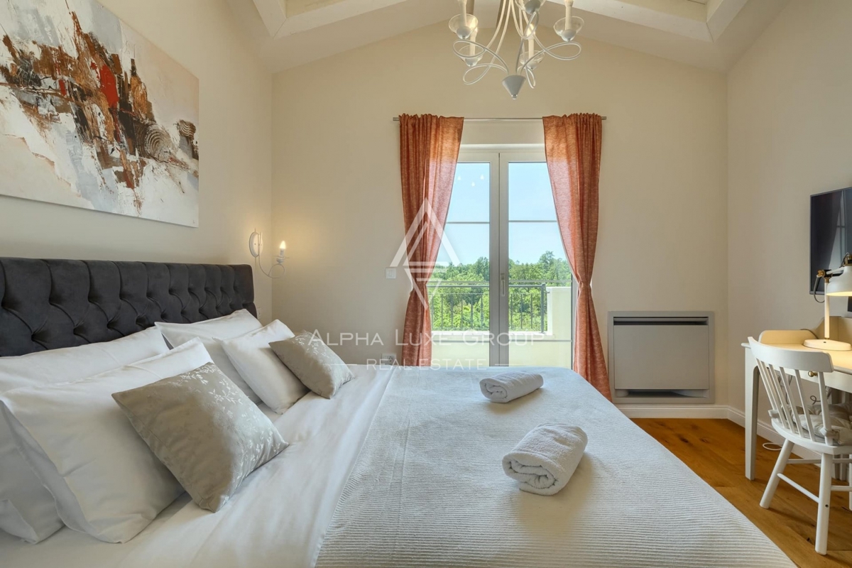 Istra, Višnjan, Čudovita vila s panoramskim razgledom na naravo naprodaj