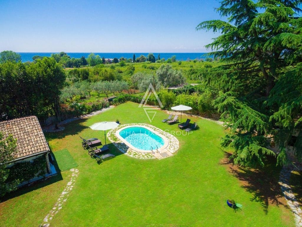 ISTRIJA, UMAG - Ekskluzivna nepremičnina blizu morja