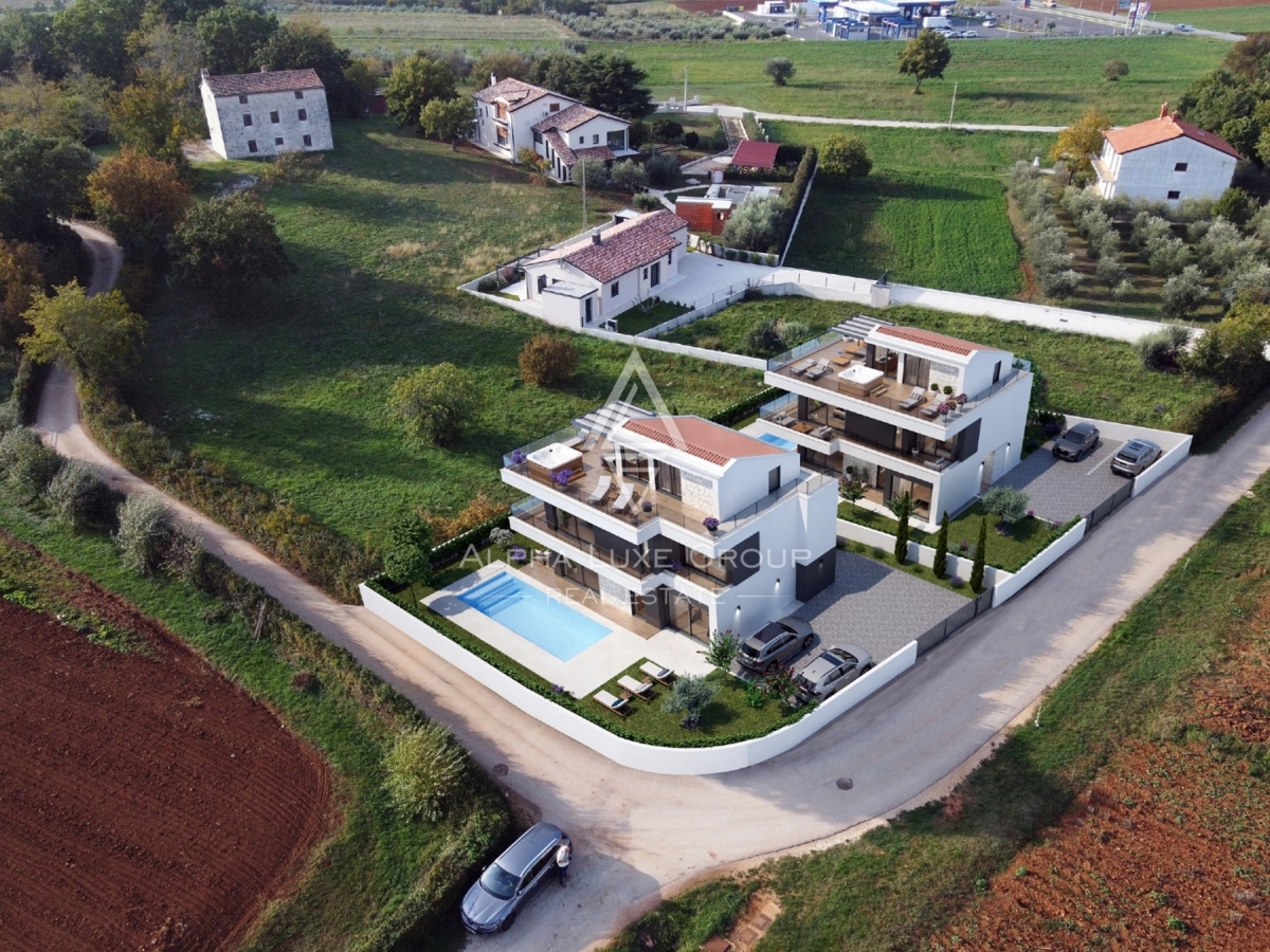 Poreča - Razkošna vila z bazenom in teraso na strehi