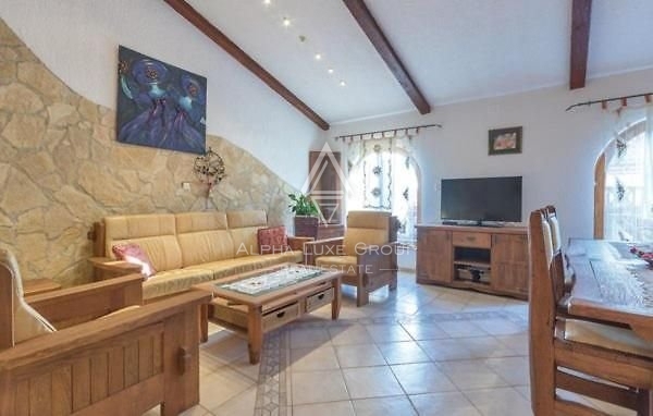 Odkrijte čar Istre, Loborika - Sublimna vila za družinsko spokojnost